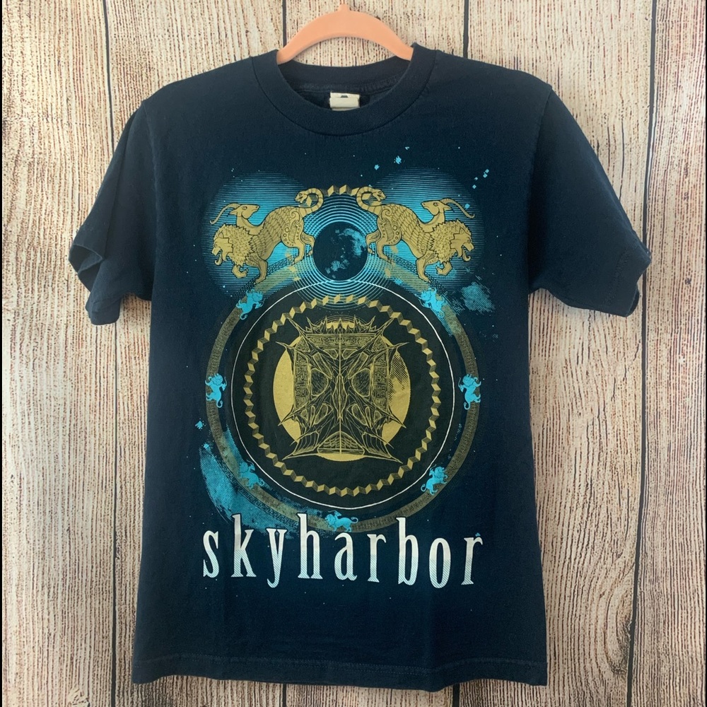 Skyharbor blue size small T-shit